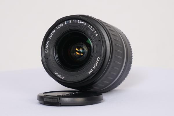 Canon EF-S 18-55mm F3,5-5,6 III - Gebrauchtartikel -